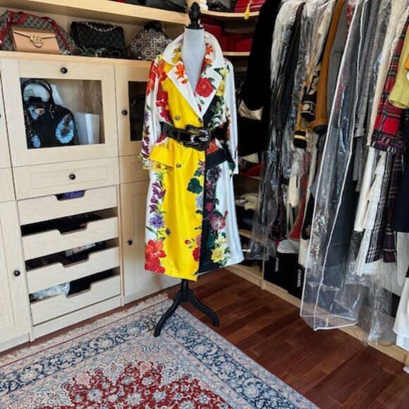 Oscar de la Renta Jackets & Blazers - Oscar de la Renta Silk Size 12 Coat